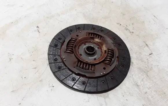 Renault Master II Clutch pressure plate 8200652921
