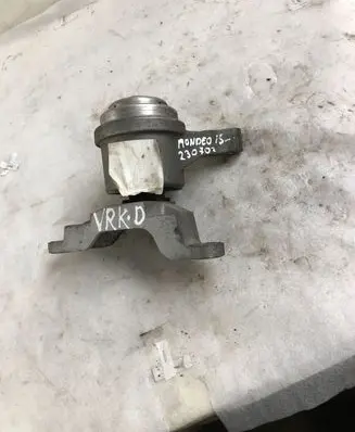 Ford Mondeo MK V Engine mount bracket Bg916f012