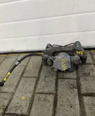 Volvo XC40 Front brake caliper P32246299 F4207