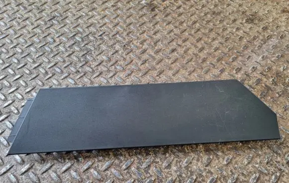 Other center console (tunnel) element