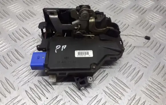 Seat Toledo III (5P) Front door lock 3D1837016