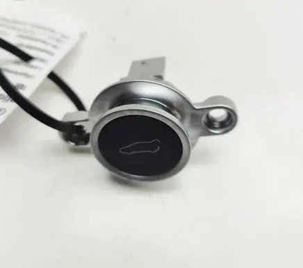 Tesla Model X Tailgate/boot open switch button 104262900C