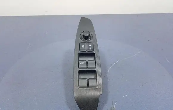 Mazda CX-5 Electric window control switch KD3566350