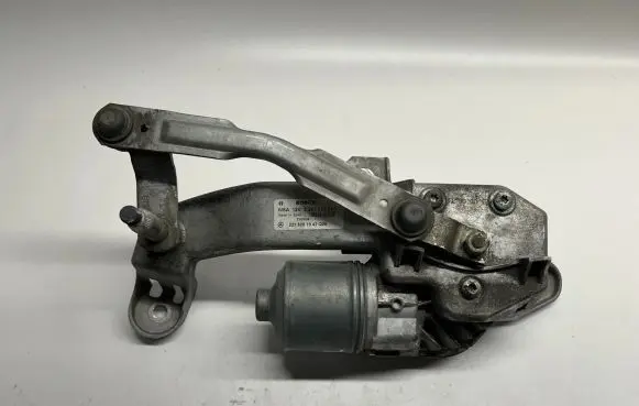 Mercedes-Benz S W221 Front wiper linkage and motor A2218201942