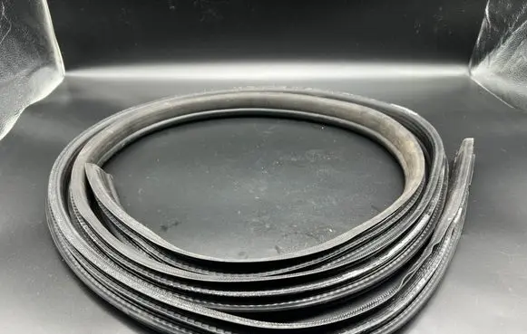 Ford Mondeo MK IV Front door rubber seal D1M2A