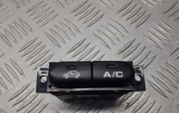 Honda HR-V Interior fan control switch 
