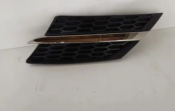 Toyota RAV 4 (XA40) Front bumper lower grill 53106-42010