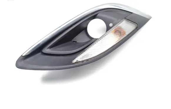 Opel Astra J Front indicator light 13367143 662588537