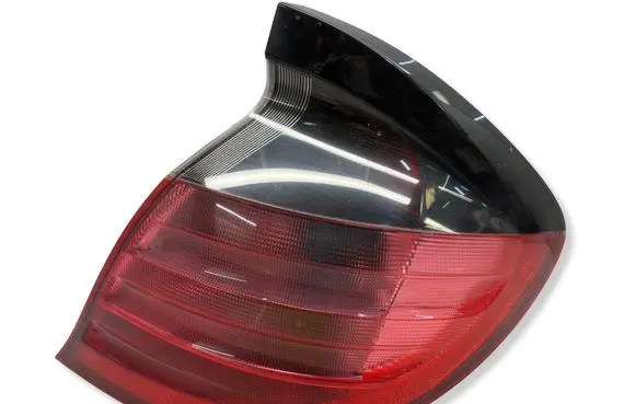 Mercedes-Benz C W203 Rear/tail lights A2038200664