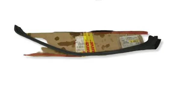Fiat Palio Front windscreen/windshield window 46417677