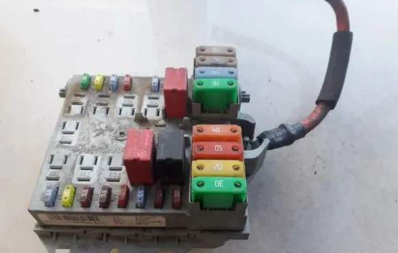 Lancia Musa Fuse box set A223 51739427