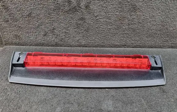 Audi A6 C7 Third/center stoplight 4G5945097A