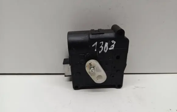 Toyota Corolla E110 Air flap motor/actuator 1138002051 11H10