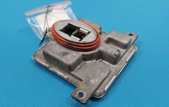 BMW 5 F10 F11 Headlight ballast module Xenon 7318327 IMPRK1613365