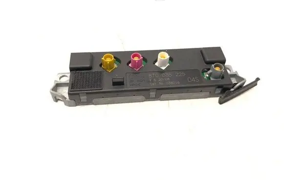 Audi A5 8T 8F Aerial antenna amplifier 8T0035225 038016