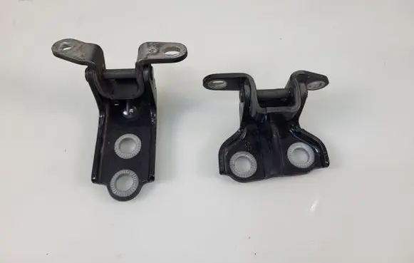 SsangYong Tivoli Rear door hinge set 