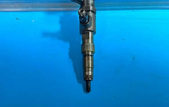 Ford Fiesta Fuel injector CV6Q9F593AA