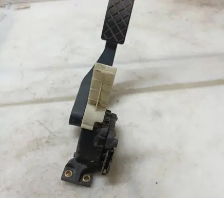 Audi A3 S3 8L Accelerator throttle pedal 6PV00777001 1J1721503H