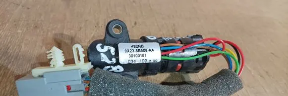 Jaguar XF Air quality sensor 8X238B506AA H82NB 30100161