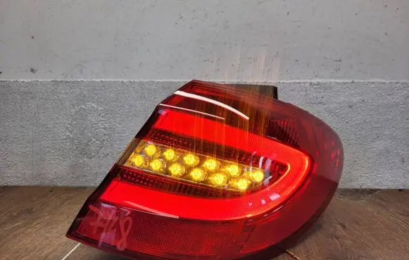 Mercedes-Benz B W246 W242 Rear/tail lights A2468200664 607502 6075E13102