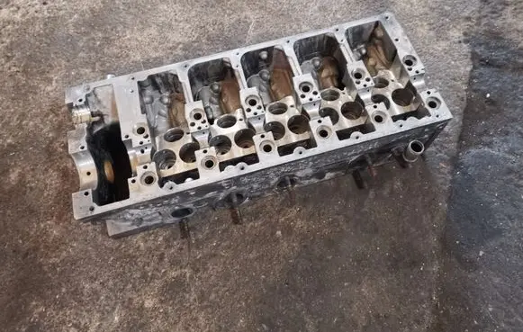 Engine head
