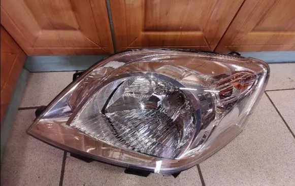 Fiat Fiorino Headlight/headlamp 45570383