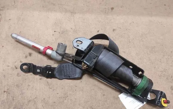 Volvo S60 Front seatbelt 8665872