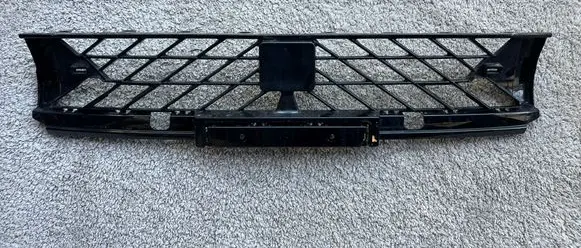 Cupra Formentor Front bumper lower grill 5FF853667A