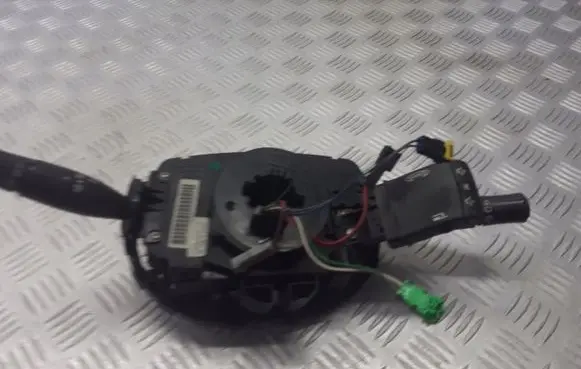 Renault Megane II Headlight wiper switch 820021376