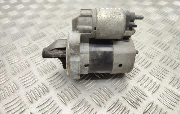 Ford Focus Starter motor CV6T11000GE