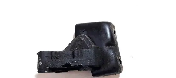 Mazda 323 Engine mounting bracket