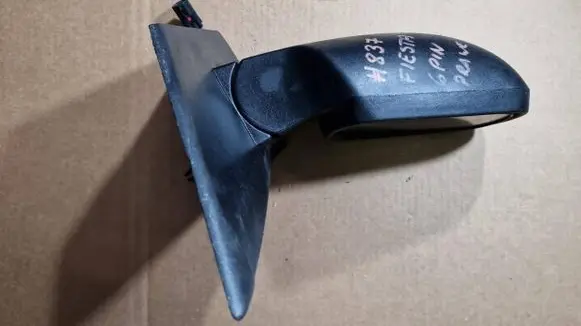 Ford Fusion Front door electric wing mirror e11015782