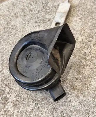 BMW X5 E70 Horn signal 7288096 3881157