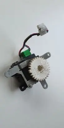 Toyota Avensis T250 A/C air flow flap actuator/motor 