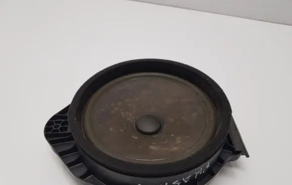 Opel Astra J Front door speaker