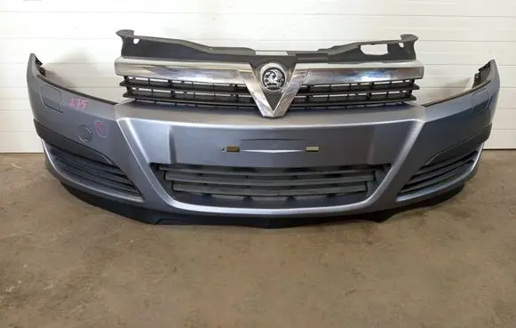 Opel Astra H Front bumper ZDERZASRHLIF