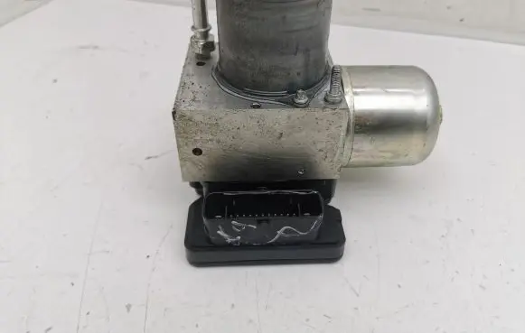 Renault Zoe ABS Pump 0265240042 472108051R