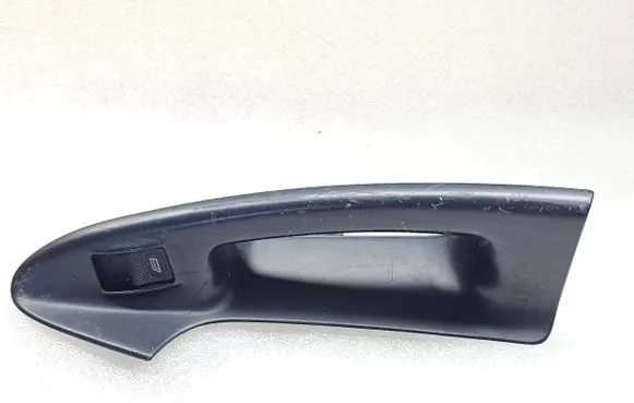 Audi A4 S4 B5 8D Electric window control switch 8D0867371A 17452 8D0867371