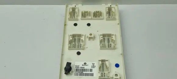 Ram 1500 Comfort/convenience module 68287182AG