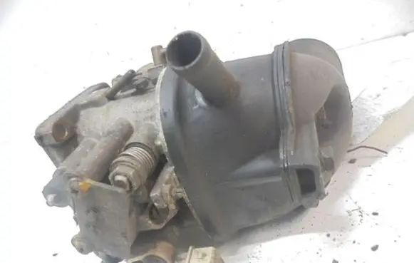 Volkswagen Golf II Electric throttle body valve 030063B