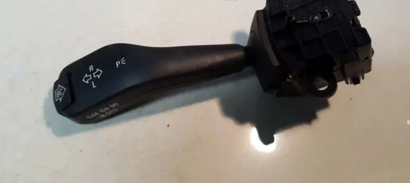 BMW X5 E53 Indicator stalk 8363668 01104010