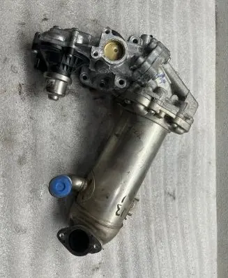 Ford Ranger EGR valve cooler GK2Q9F464AE