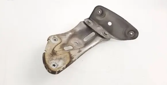 Skoda Octavia Mk2 (1Z) Fender mounting bracket 1Z0821142A