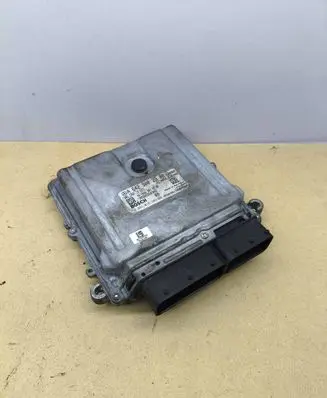 Mercedes-Benz E W212 Engine control unit/module A6429002900 0281016383 A6429010200