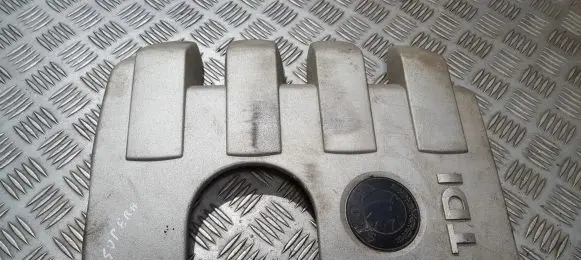 Engine cover (trim)