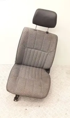 Toyota Land Cruiser (BJ70) Front passenger seat 