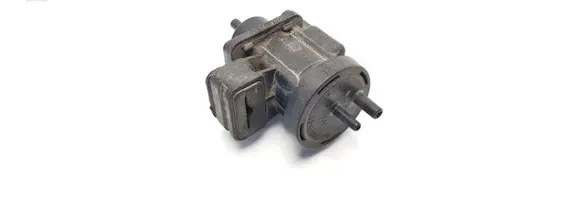 Mercedes-Benz C W203 Turbo solenoid valve A0005450427