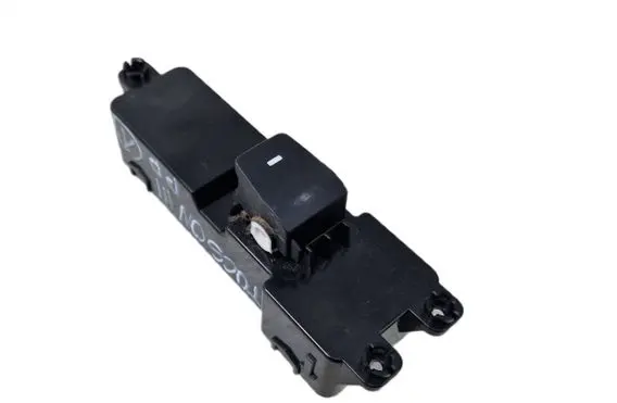 Hyundai Tucson TL Electric window control switch 93575D3121 40P7M7420