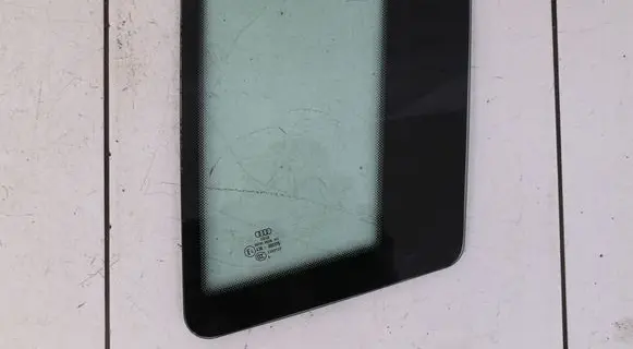 Audi R8 42 Front triangle window/glass 