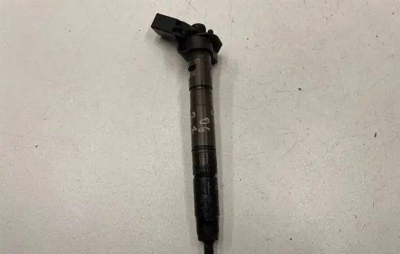 Audi A6 S6 C6 4F Fuel injector 059130277AC 051127 0445115039